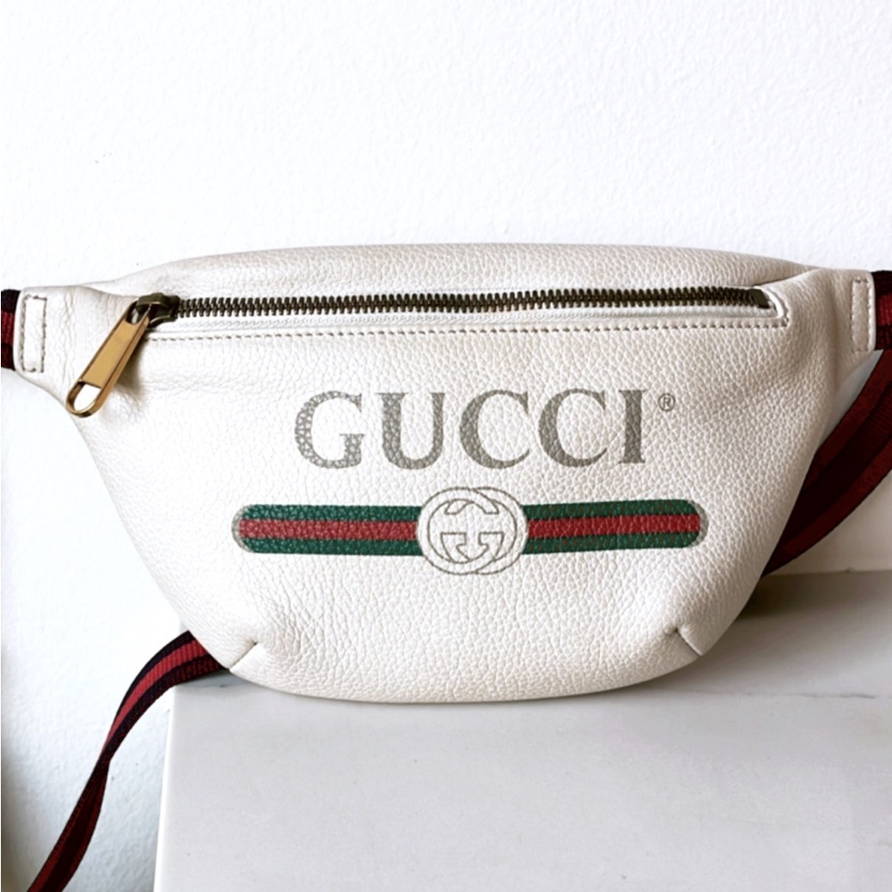 **Authentic GUCCI Logo BELT BAG** small